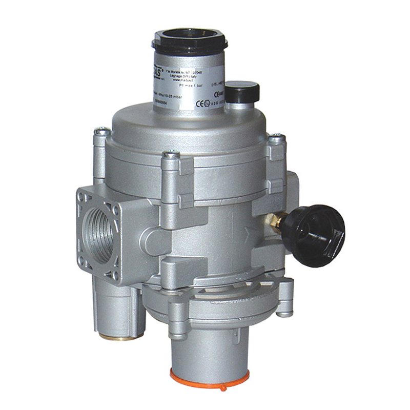 FRG/2MB Регулятор давления газа FBC02Z 130 DN15 Qmax=25m3/h;Pвых.=35-120 mbar; резьбовой с ПЗК