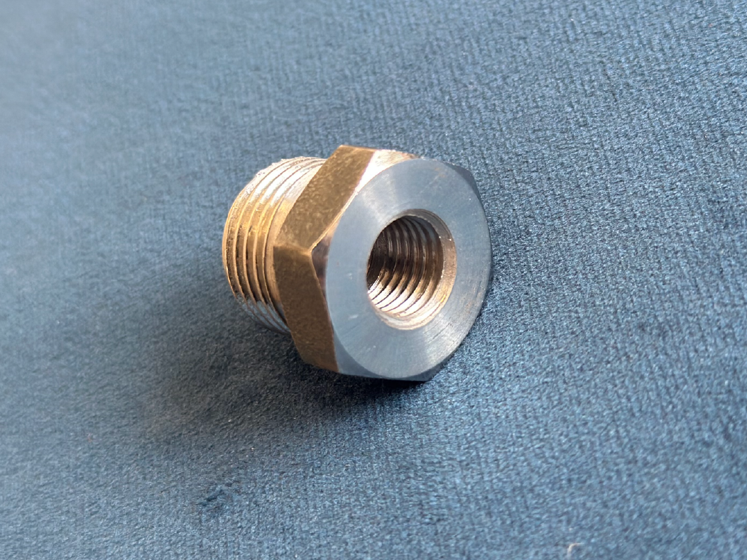 10.007.4.S20.0 Переходник д/манометра М12х1,5 внутр. - G1/2 наружн. Ст20, без покрытия