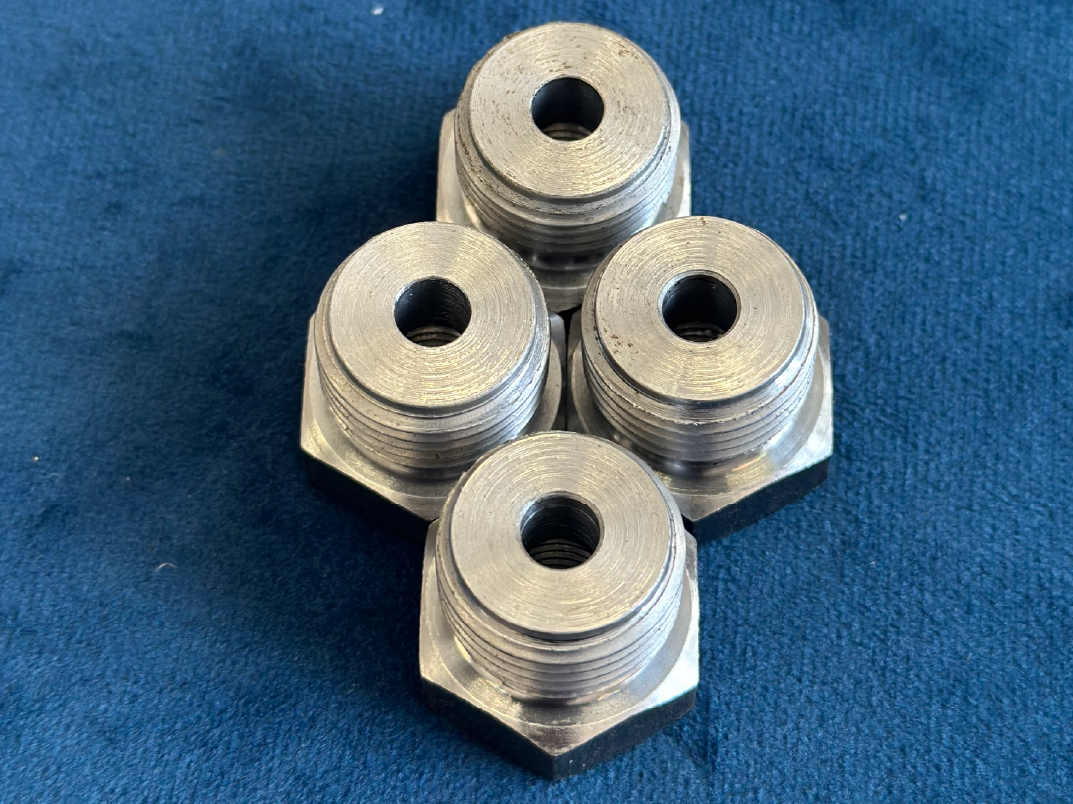 10.007.4.S20.0 Переходник д/манометра М12х1,5 внутр. - G1/2 наружн. Ст20, без покрытия